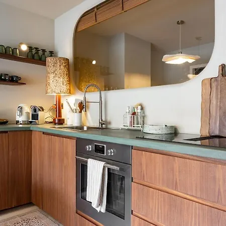 Center Design, Terrace & Within Walking Distance *