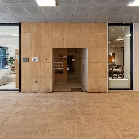 公寓 Center Design, Terrace & Within Walking Distance 克诺克－海斯特